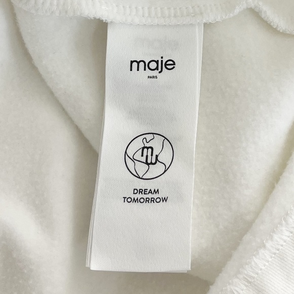 Maje Embroidered Play Funky Baby Cropped
French Cotton Hoodie Sweatshirt - Picture 12 of 15